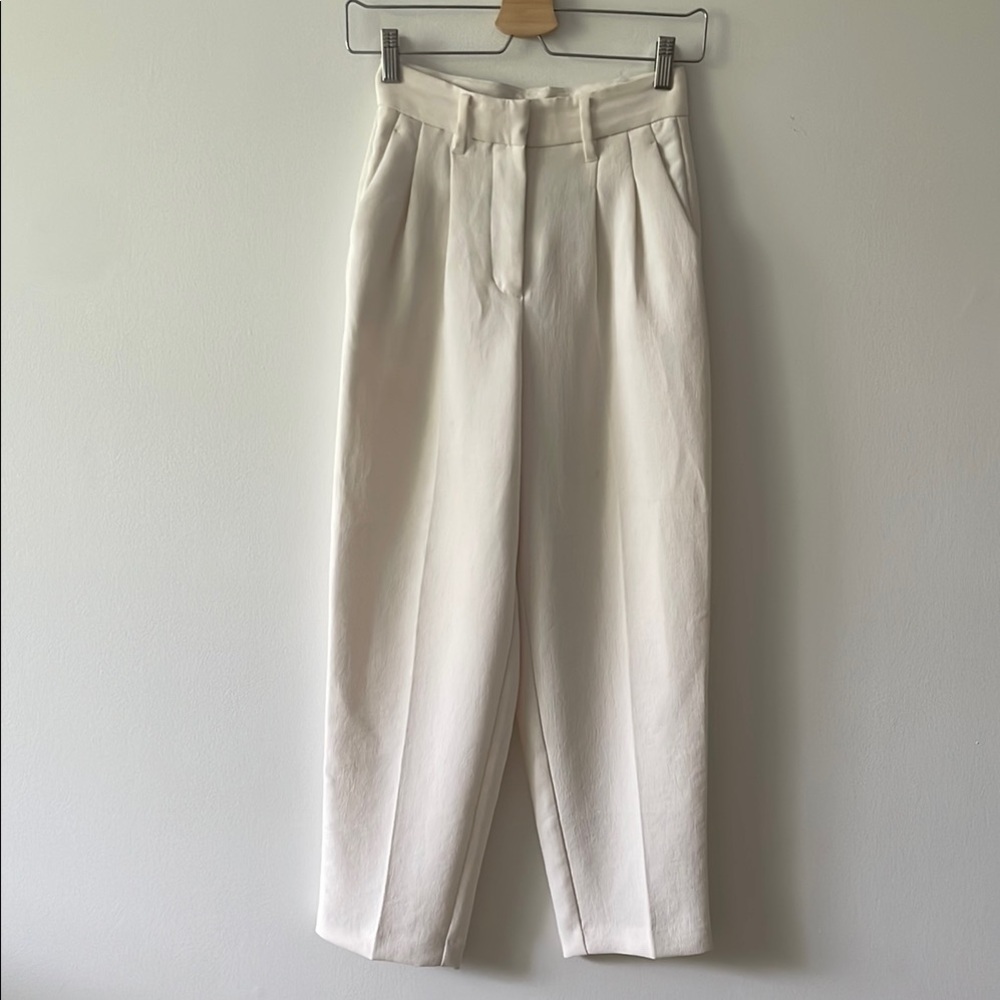 Clover Carrot Pant in Light Birch